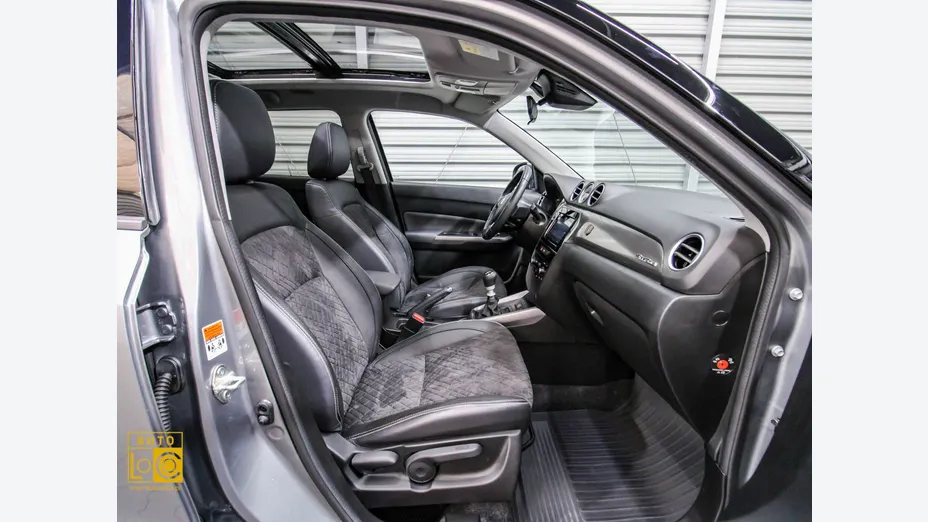 SUZUKI Vitara -
