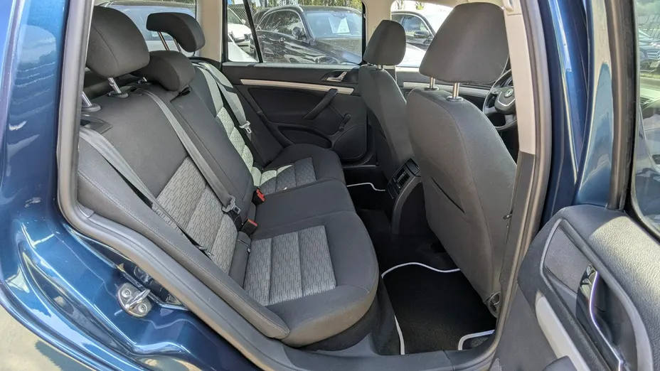 SKODA Octavia -