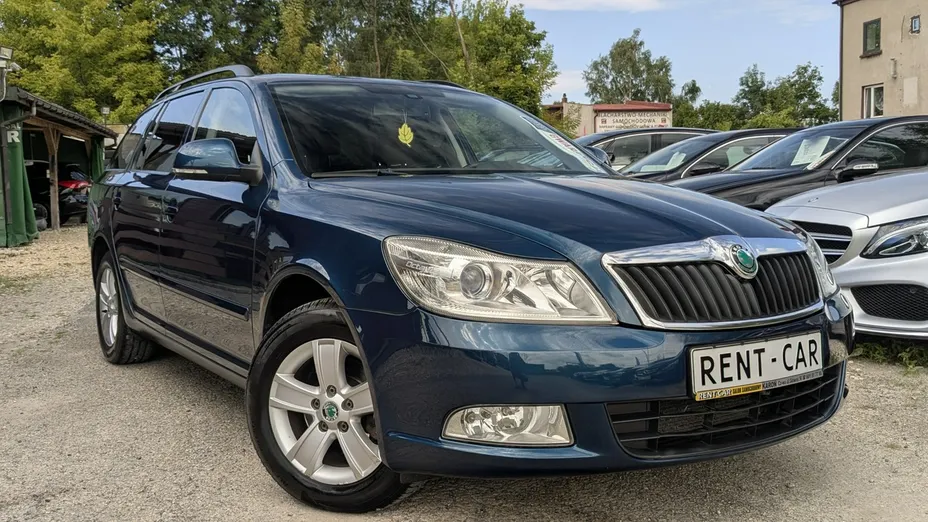 SKODA Octavia -