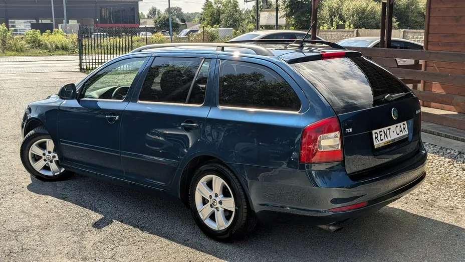 SKODA Octavia -