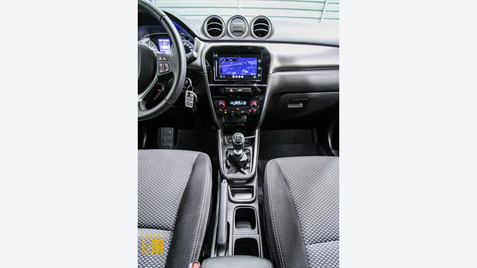 SUZUKI Vitara -