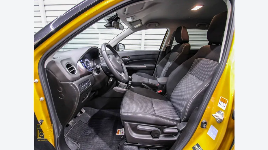 SUZUKI Vitara -