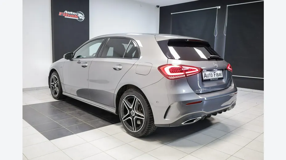 MERCEDES-BENZ A Klasa -