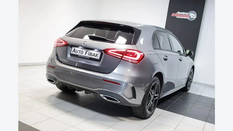 MERCEDES-BENZ A Klasa -