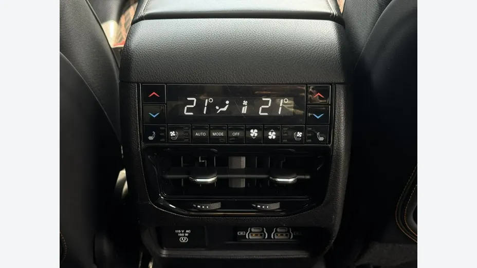 JEEP Grand Cherokee -