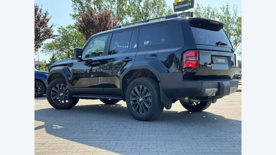 TOYOTA Land Cruiser -