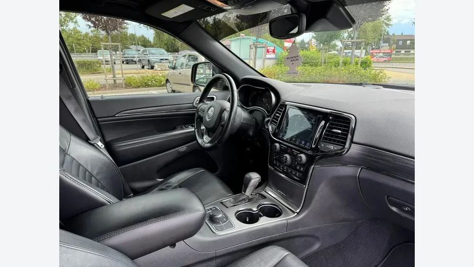 JEEP Grand Cherokee -