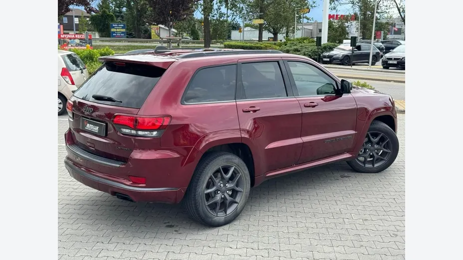 JEEP Grand Cherokee -