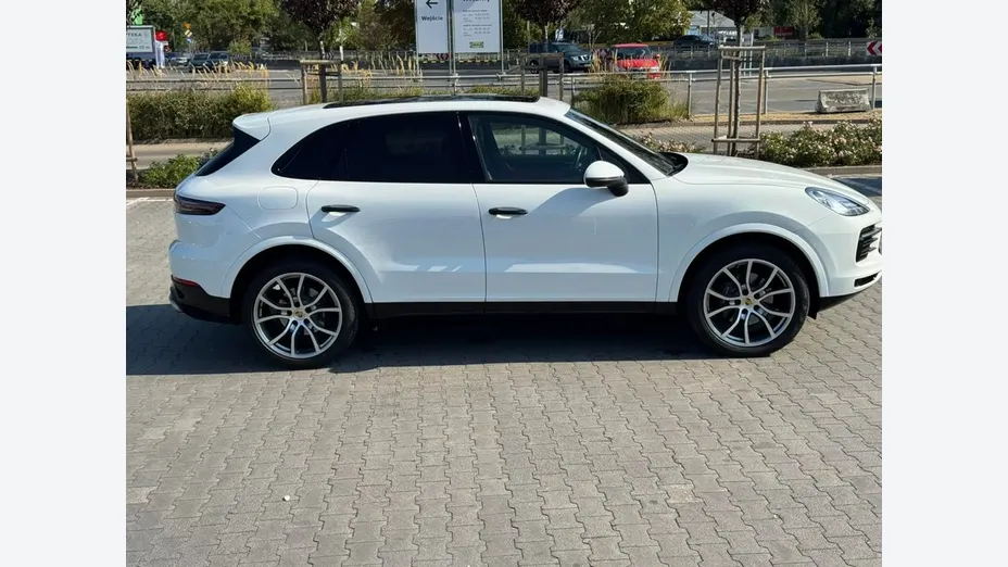 PORSCHE Cayenne -