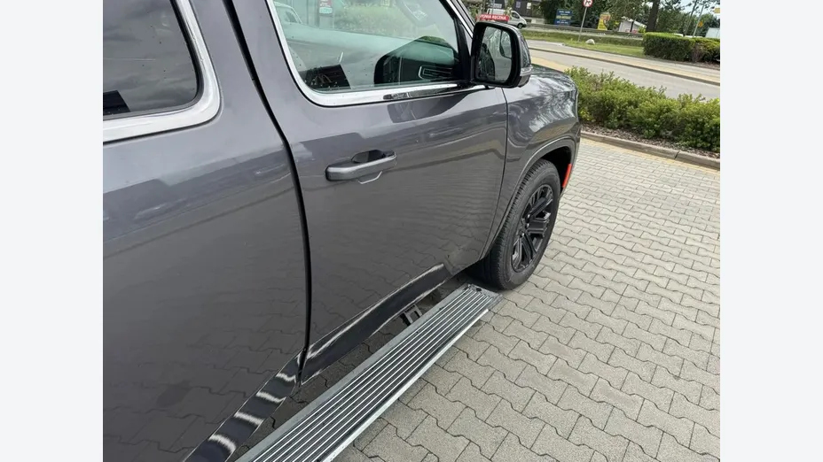 JEEP Grand Wagoneer -