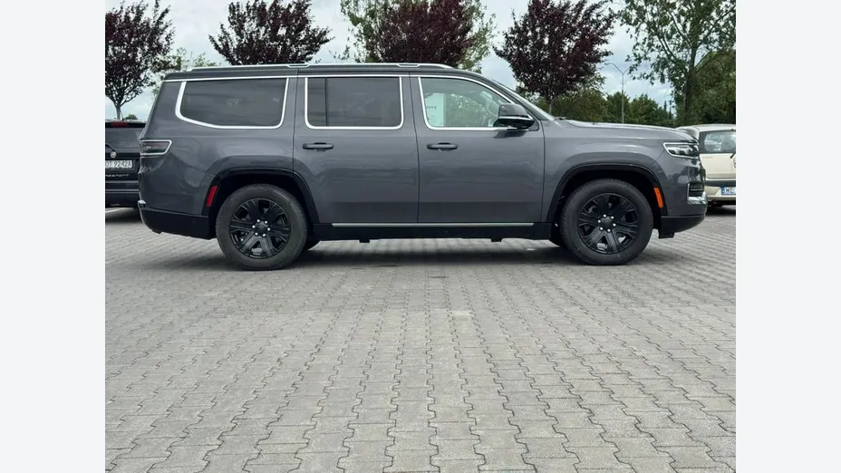 JEEP Grand Wagoneer -