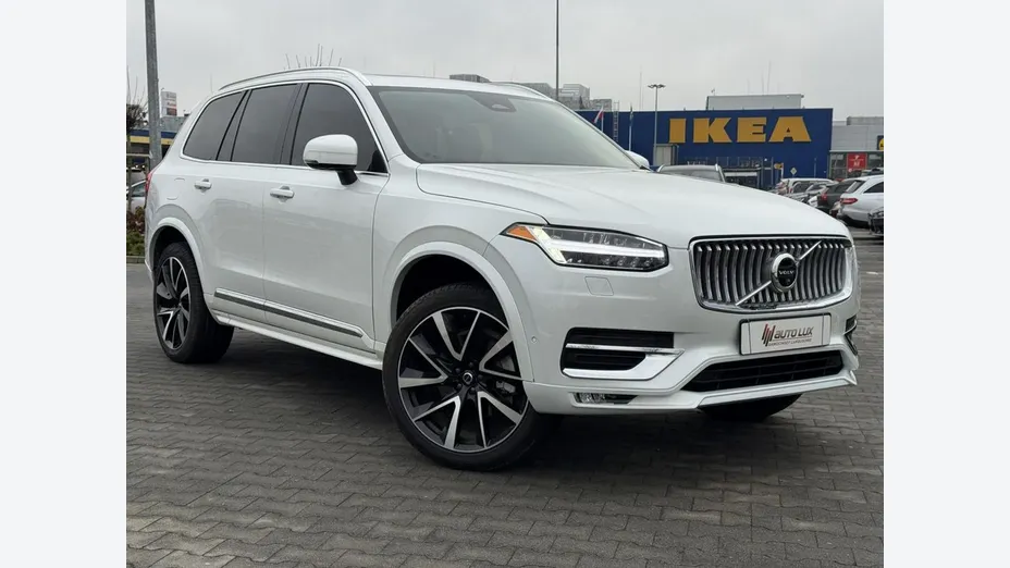 VOLVO XC90 -