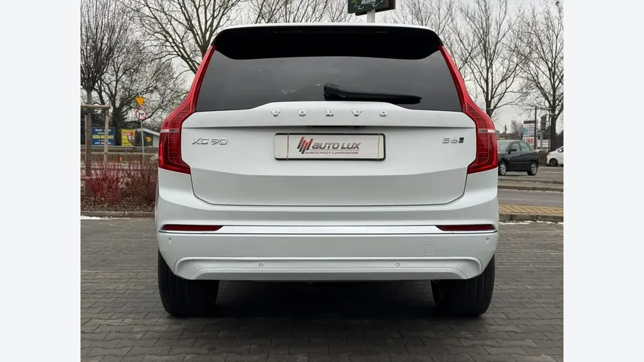 VOLVO XC90 -