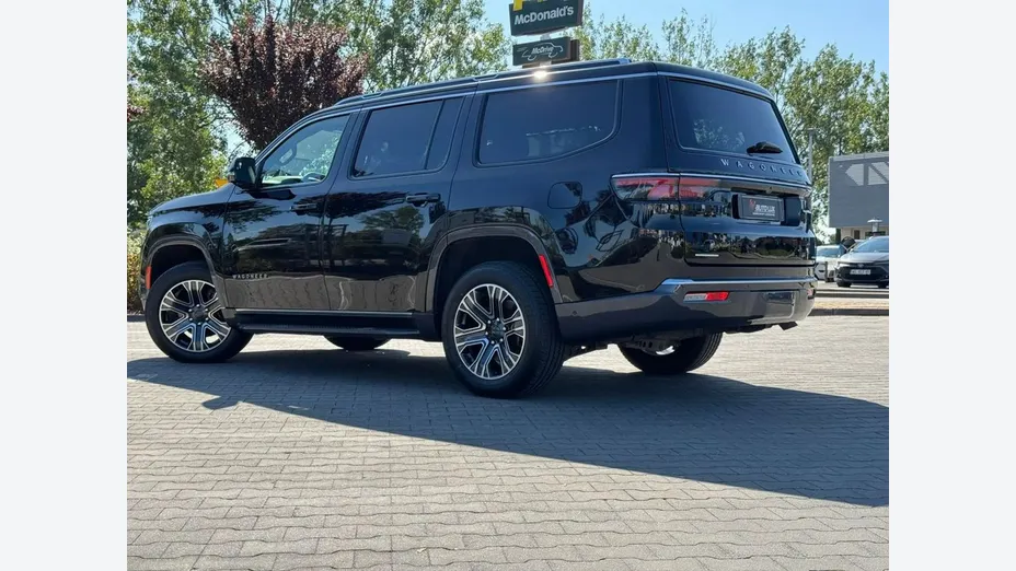 JEEP Wagoneer -