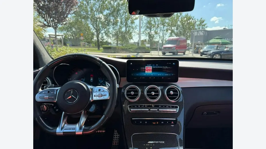 MERCEDES-BENZ GLC -
