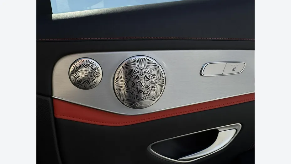 MERCEDES-BENZ GLC -