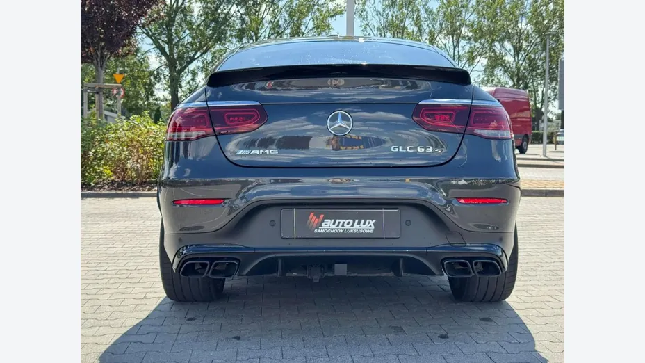 MERCEDES-BENZ GLC -