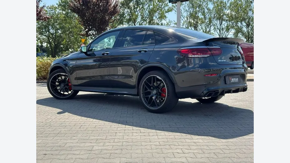 MERCEDES-BENZ GLC -