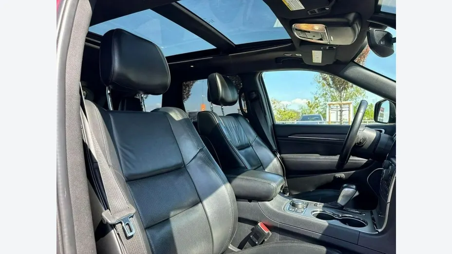 JEEP Grand Cherokee -