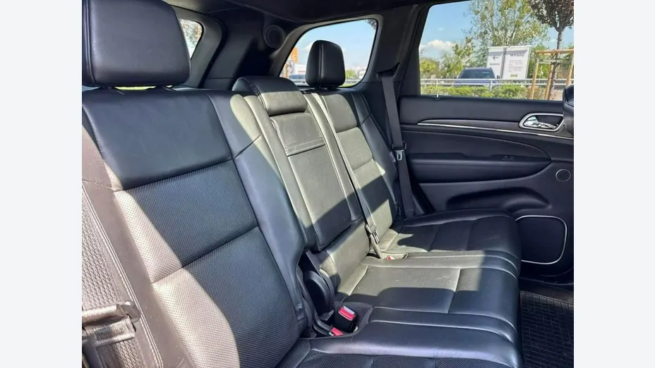JEEP Grand Cherokee -