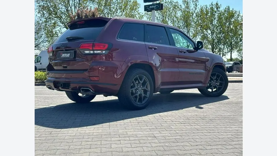 JEEP Grand Cherokee -