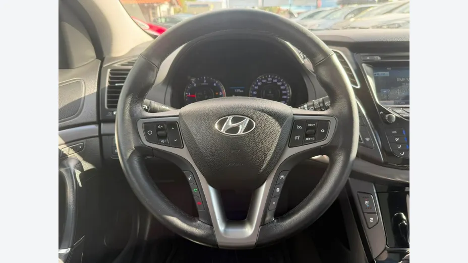 HYUNDAI i40 -