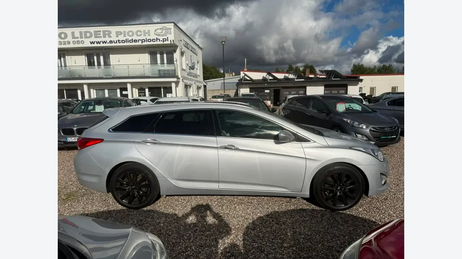 HYUNDAI i40 -