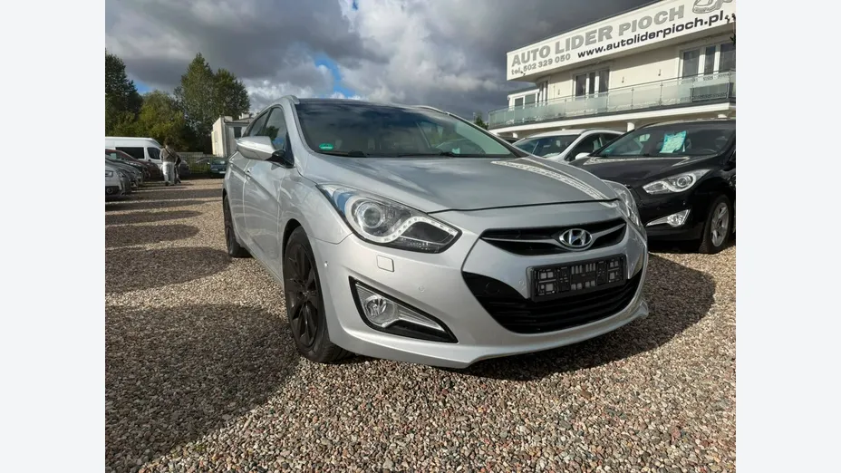 HYUNDAI i40 -