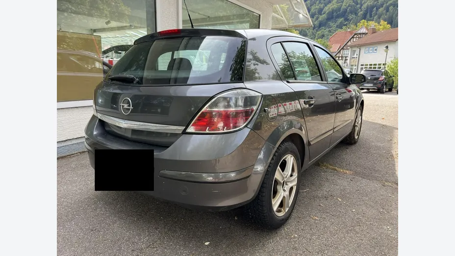 OPEL Astra -