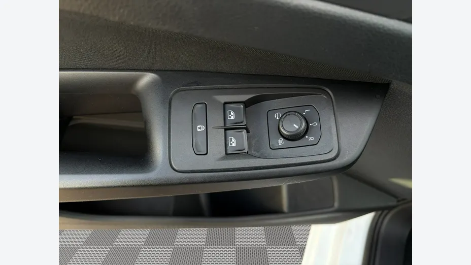 FORD Tourneo Connect -