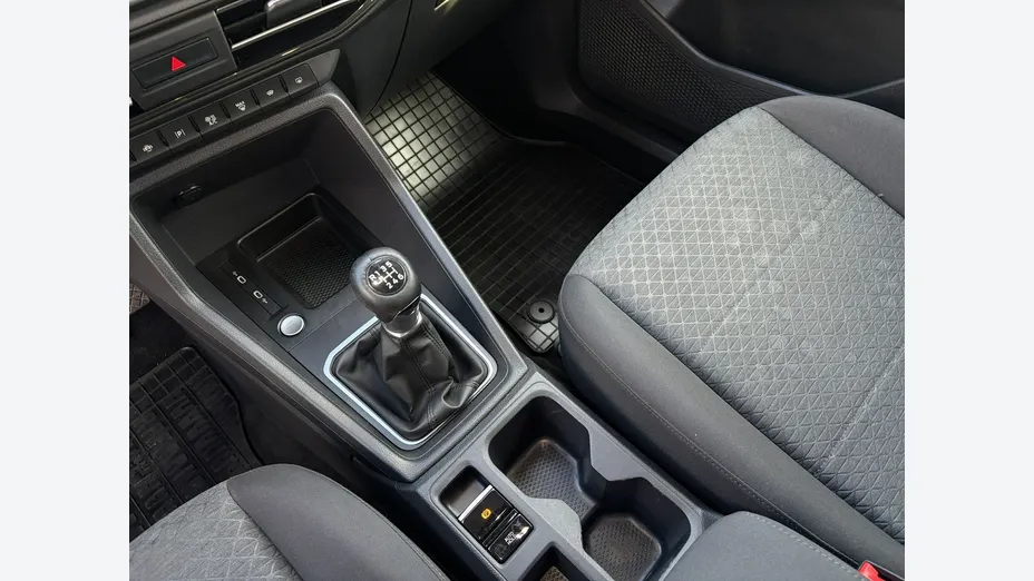 FORD Tourneo Connect -