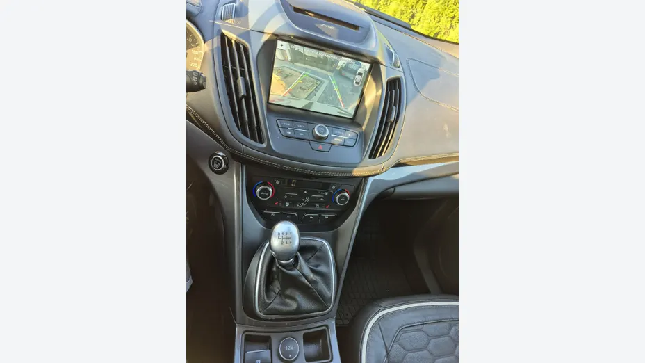 FORD Kuga -