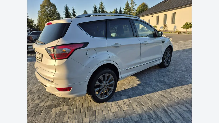 FORD Kuga -