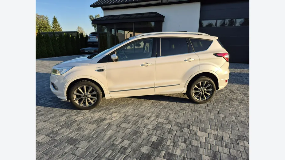 FORD Kuga -