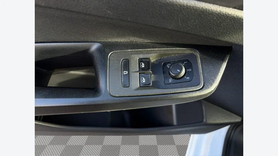FORD Tourneo Connect -