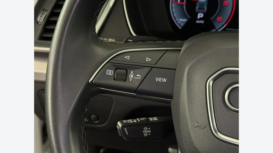 AUDI Q5 -