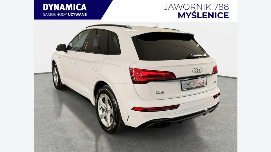 AUDI Q5 -