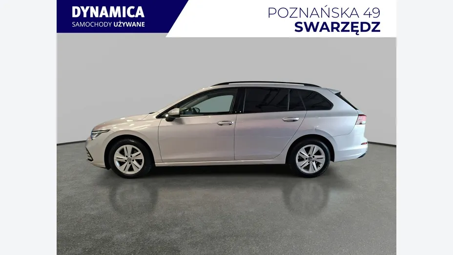VOLKSWAGEN Golf -