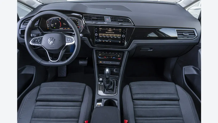 VOLKSWAGEN Touran -