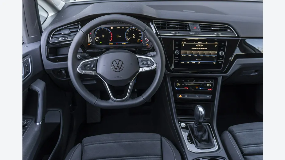 VOLKSWAGEN Touran -