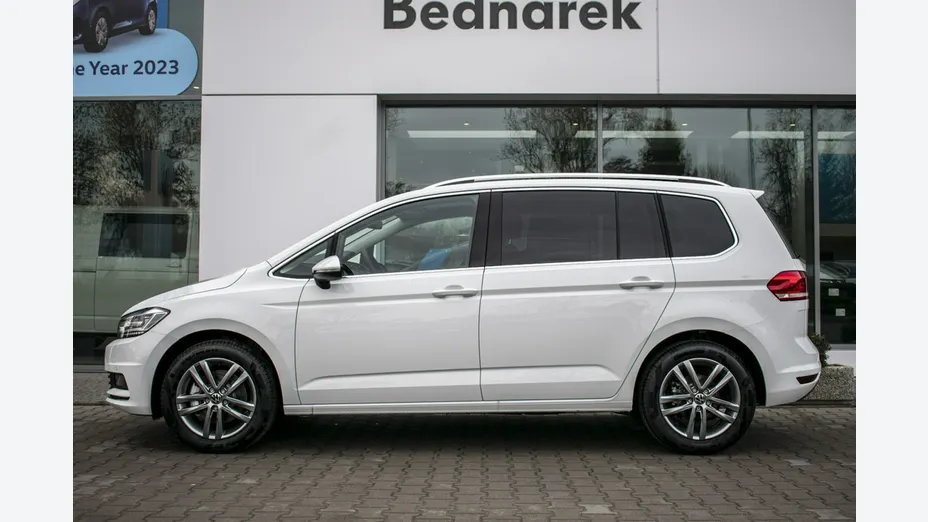 VOLKSWAGEN Touran -