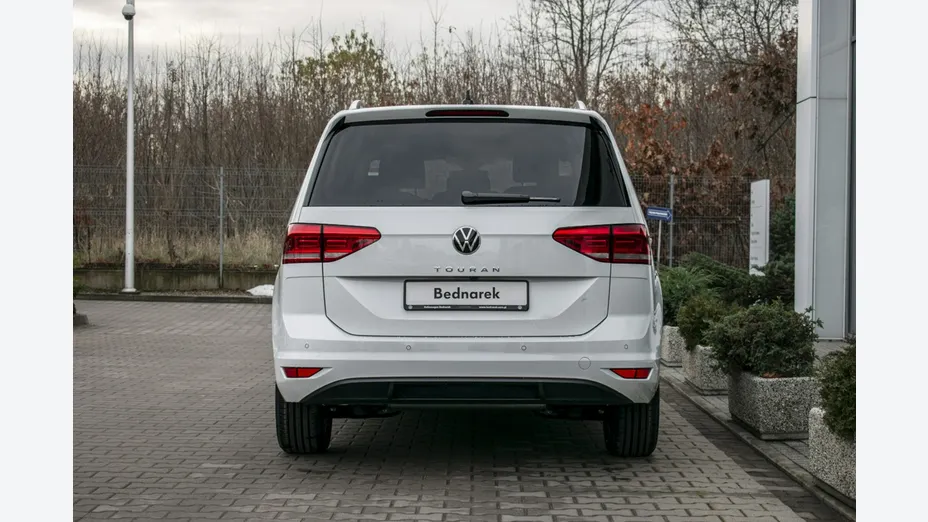 VOLKSWAGEN Touran -