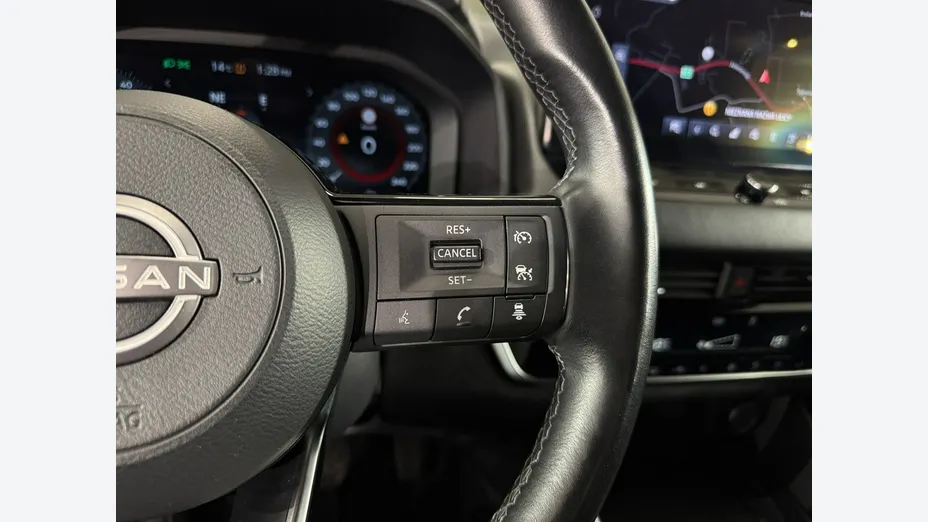 NISSAN Qashqai -