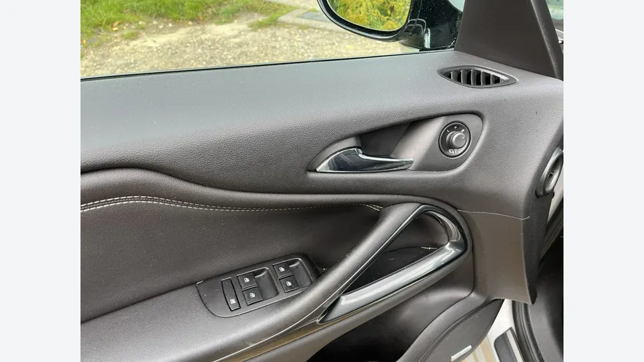 OPEL Zafira -