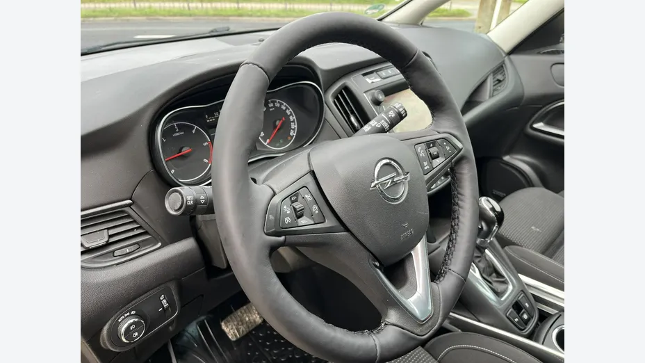 OPEL Zafira -
