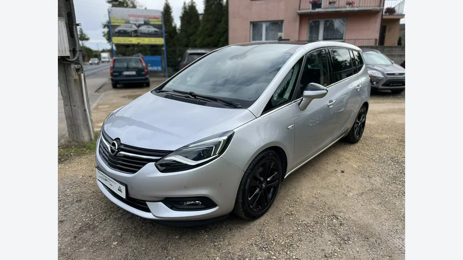 OPEL Zafira -