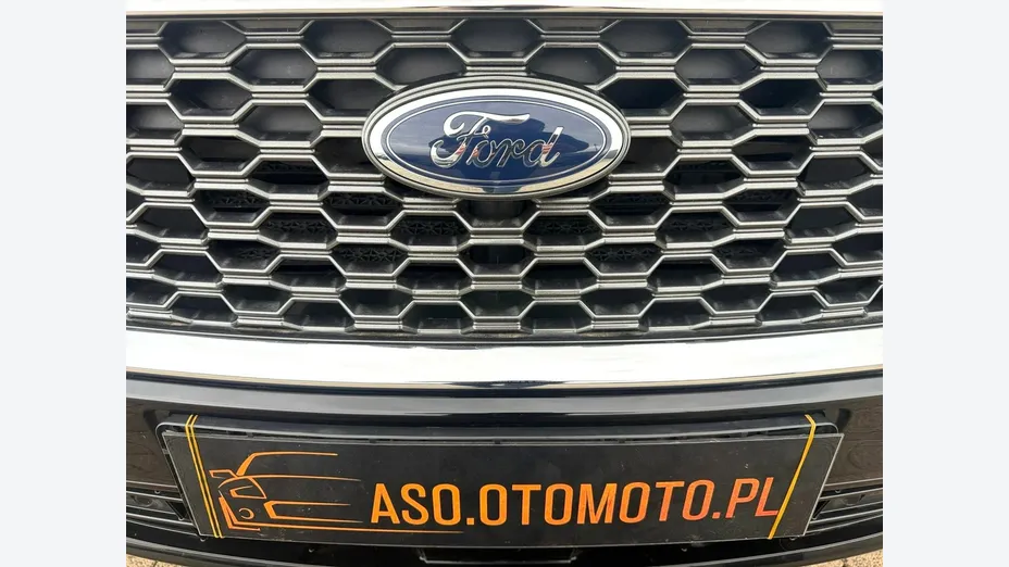 FORD Kuga -