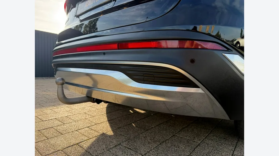 HYUNDAI Santa Fe -