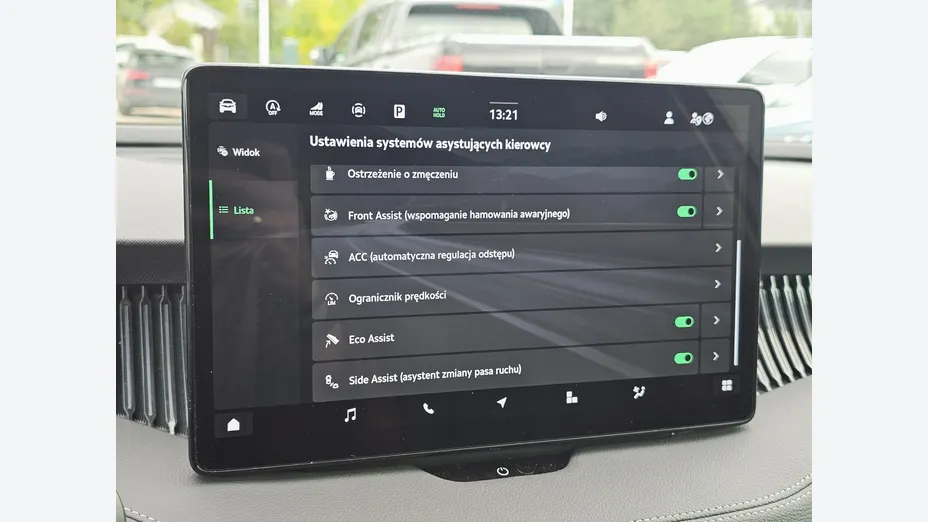 SKODA Superb -