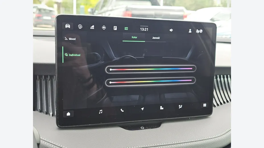 SKODA Superb -